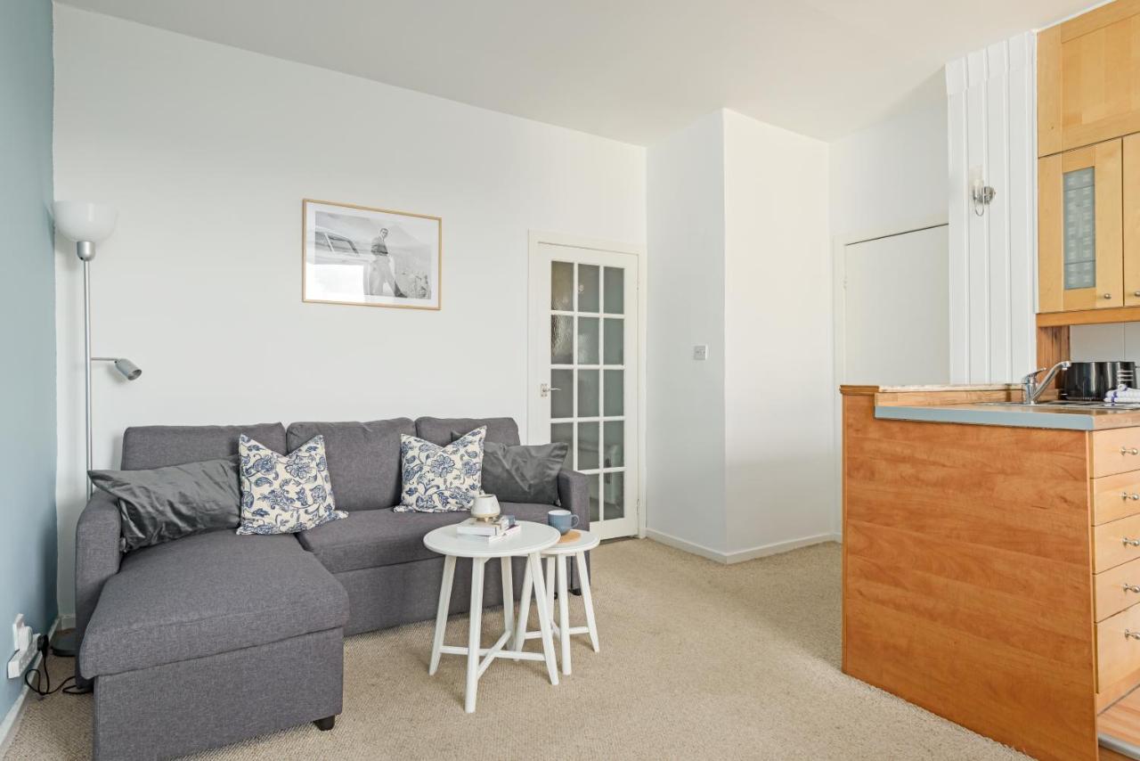 The West Bow View Apartment Единбург Екстериор снимка
